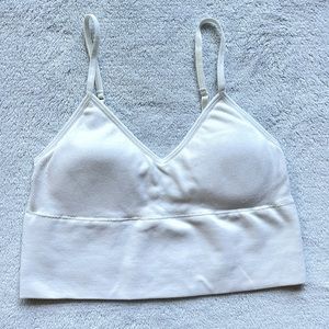 Dynamite Clothing Crop Tank S